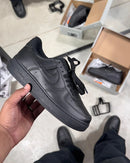 Tênis Feminino Nike Air force 1 Triple Black Premium